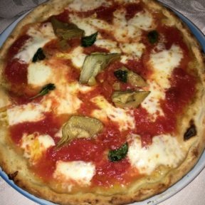 Gluten-free Margherita pizza from Ciro and Sons